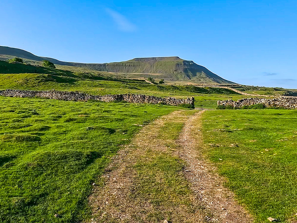 Heading towards Southerscales Scar and Ingleborough