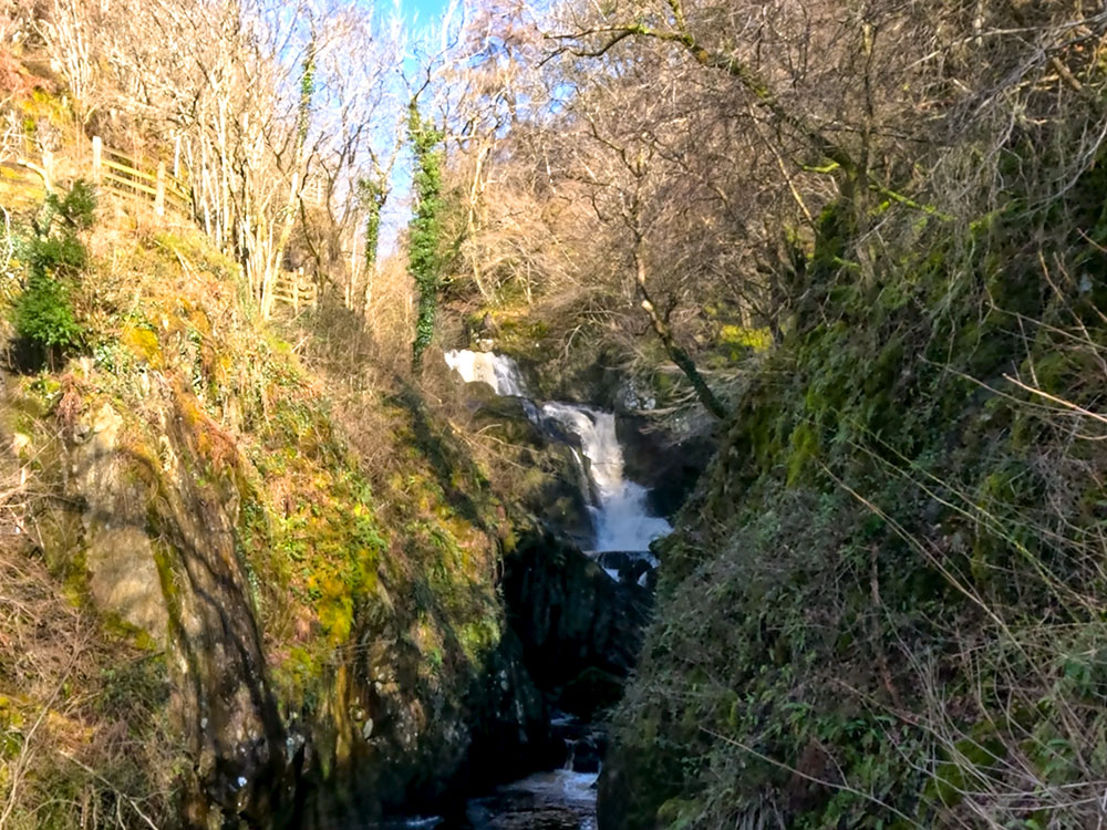 Lower waterfalls at Pecca Falls