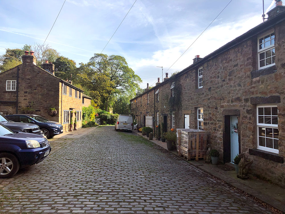 The 'old' weavers cottages at Narrowgates