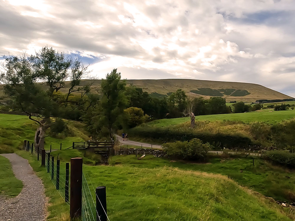 The path as it leaves Barley to head towards Pendle Hill