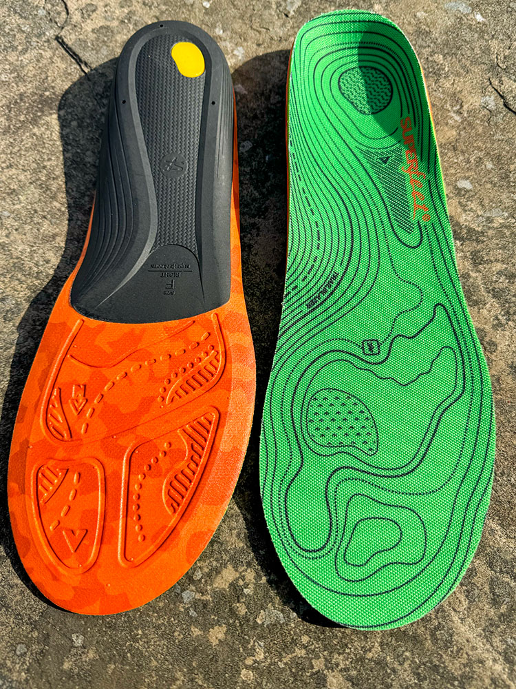 The top and bottom of an insole