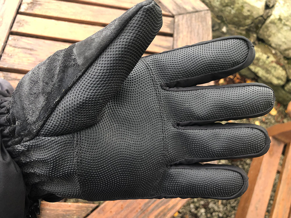Gore-Tex glove with synthetic PU palm