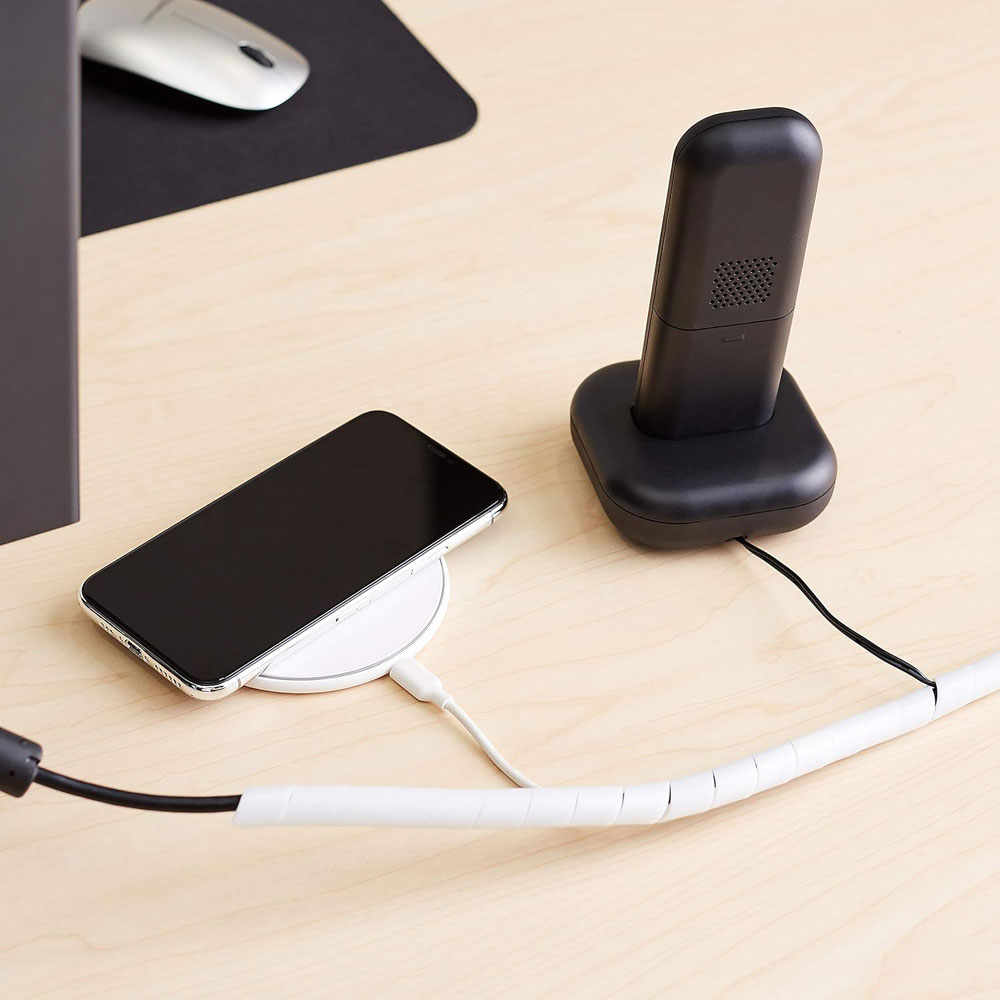 Amazon Basics cable tidy sleeve - 3-way