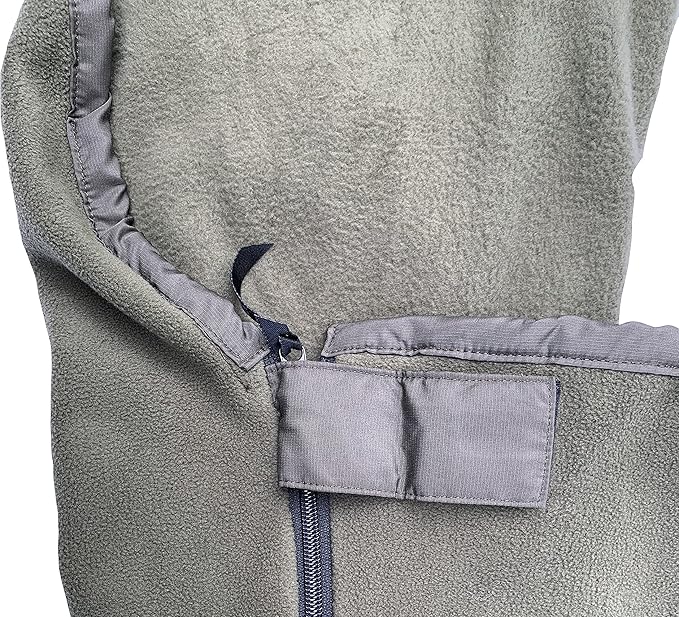 Snugpak Fleece Liner with close up of its zip