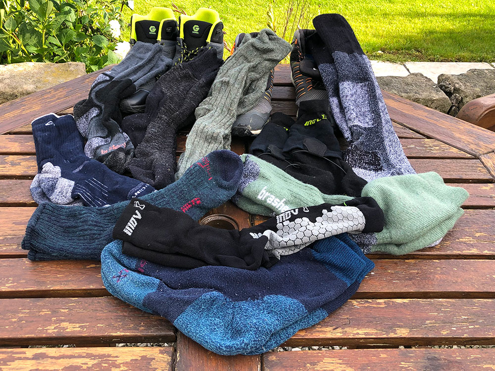 https://www.walks4all.com/gear/static/images/Selection-of-hiking-socks.jpg