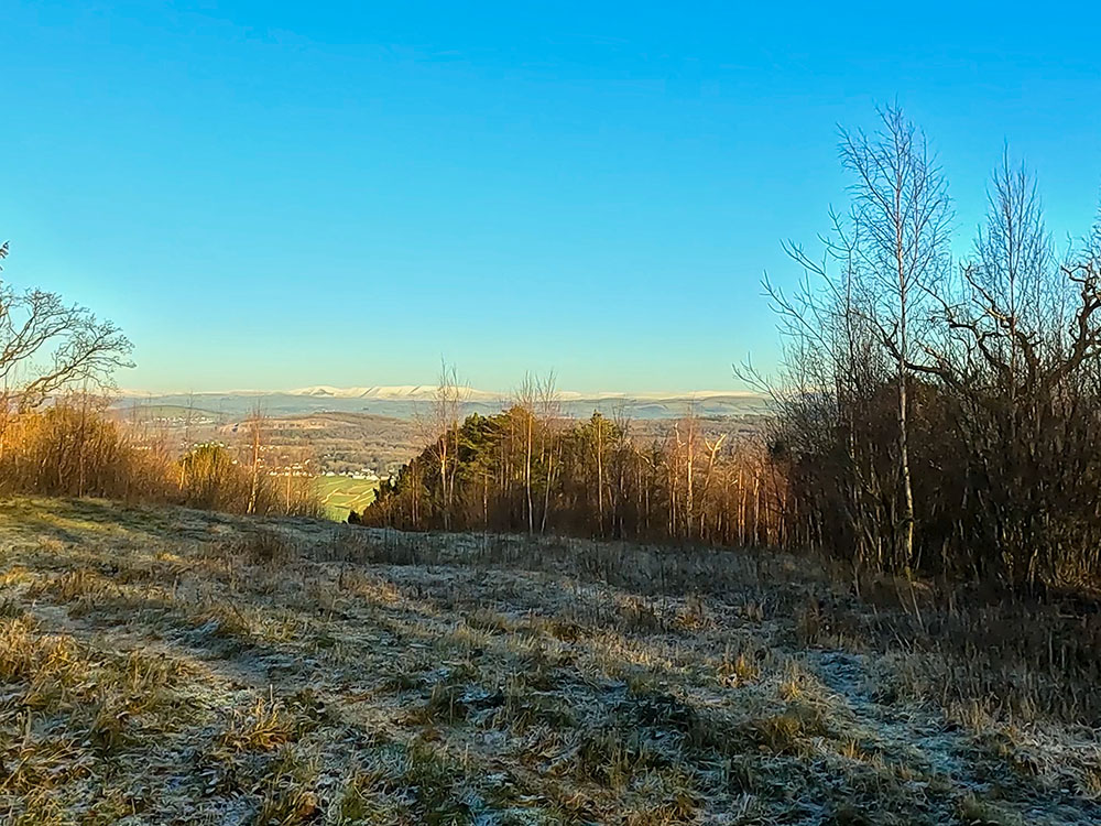 Looking to the left off the path towards the Howgills from Arnside Knott