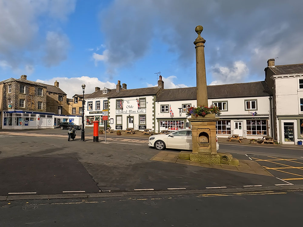 Marketplace in Settle