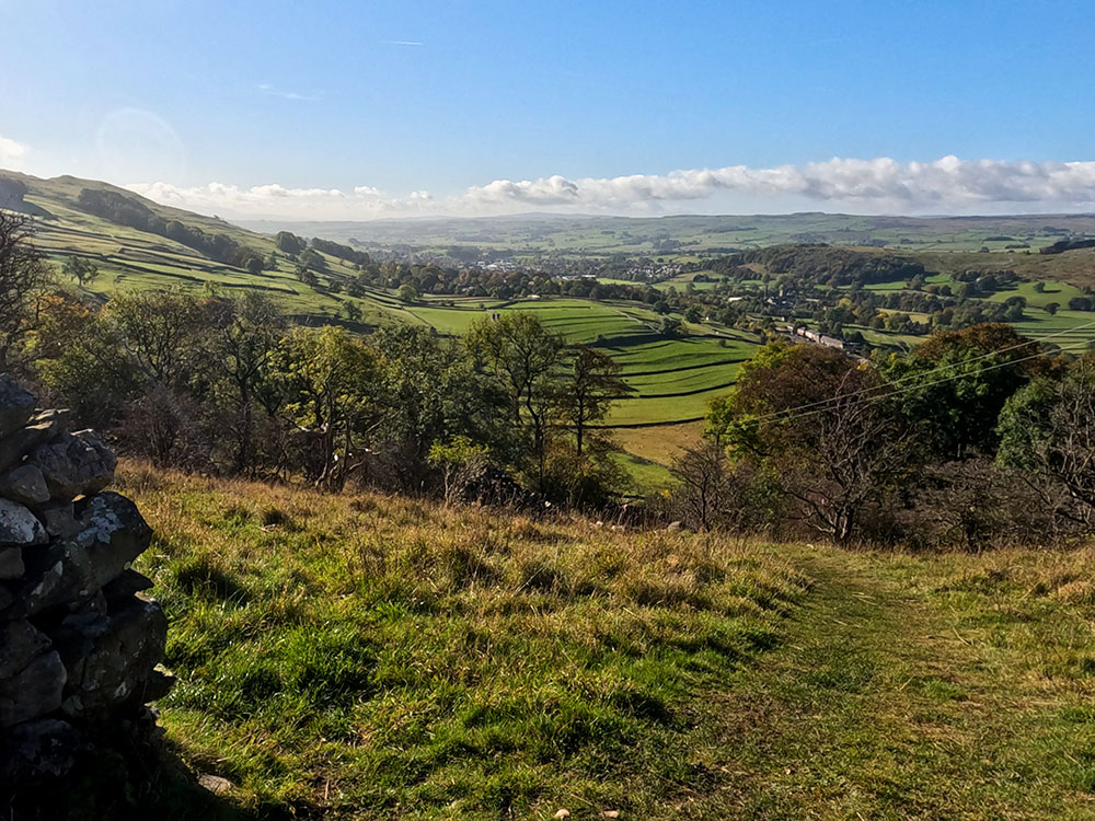 Looking down towards the walled lane and Langcliffe