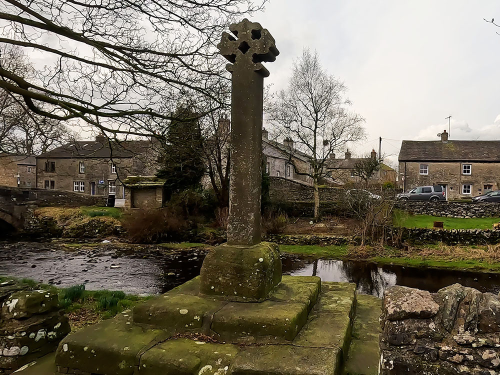 Market Cross by Clapham Beck