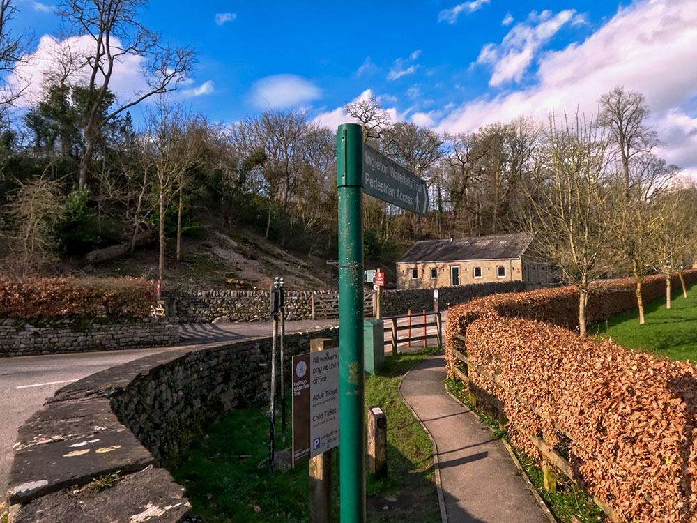 Turning back towards the Ingleton Waterfalls car park