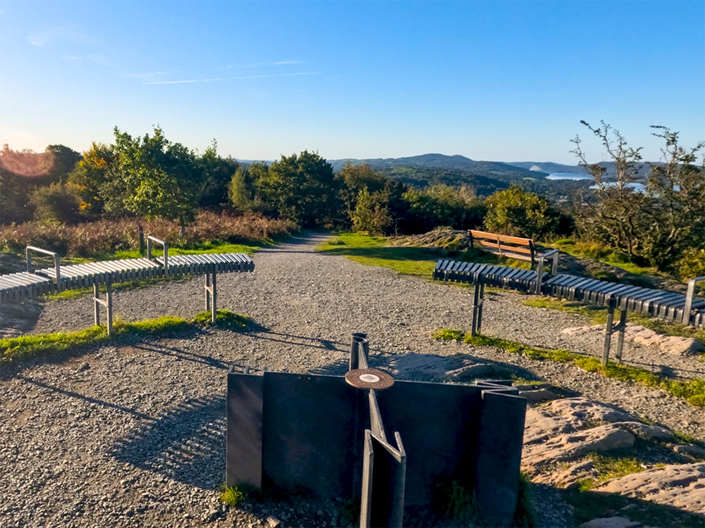 We start our journey back down the gravelled path