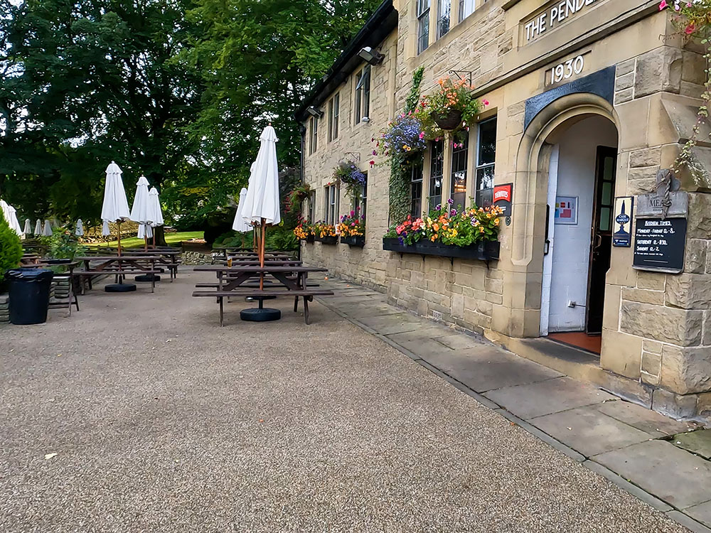 Pendle Inn, Barley