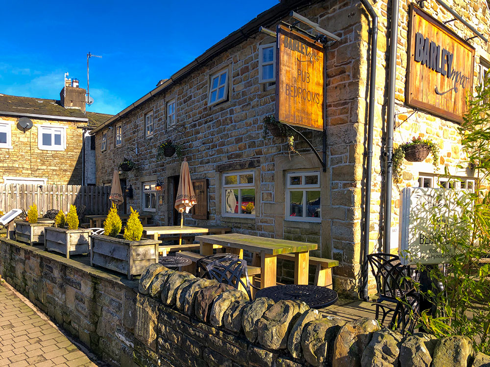 The Barley Mow pub in Barley