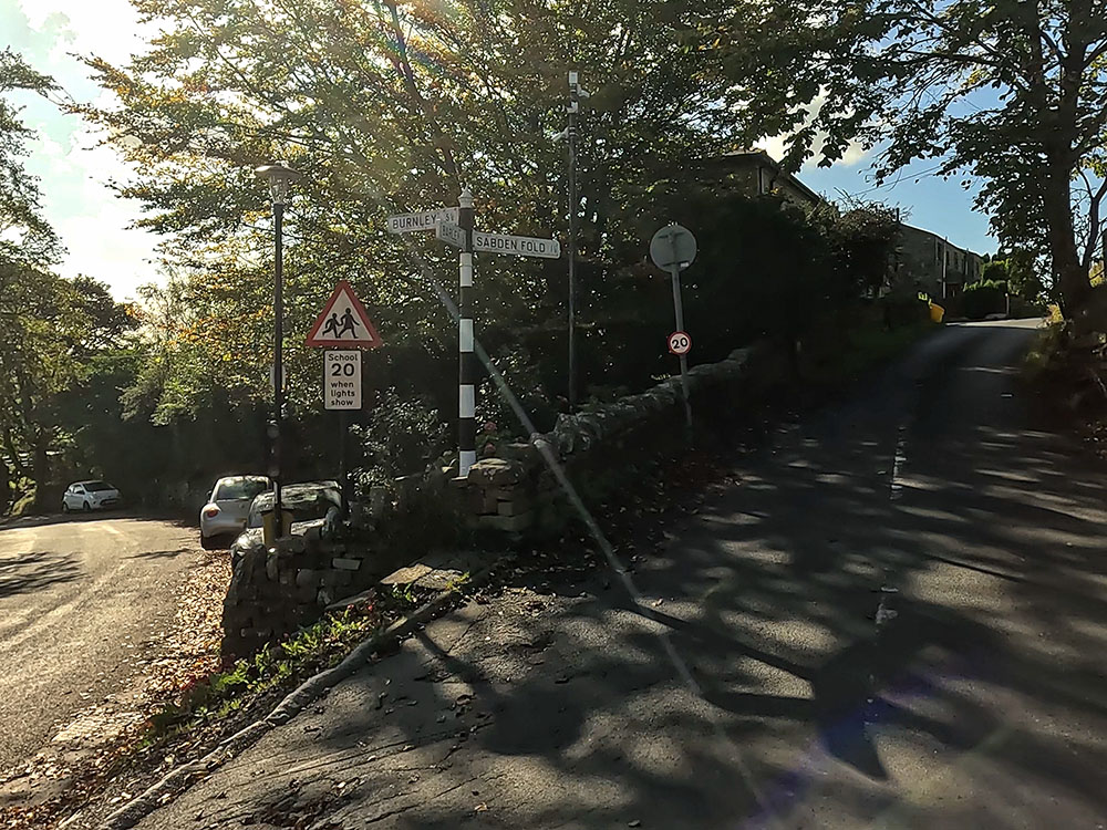 Well Head Road towards Sabden Fold