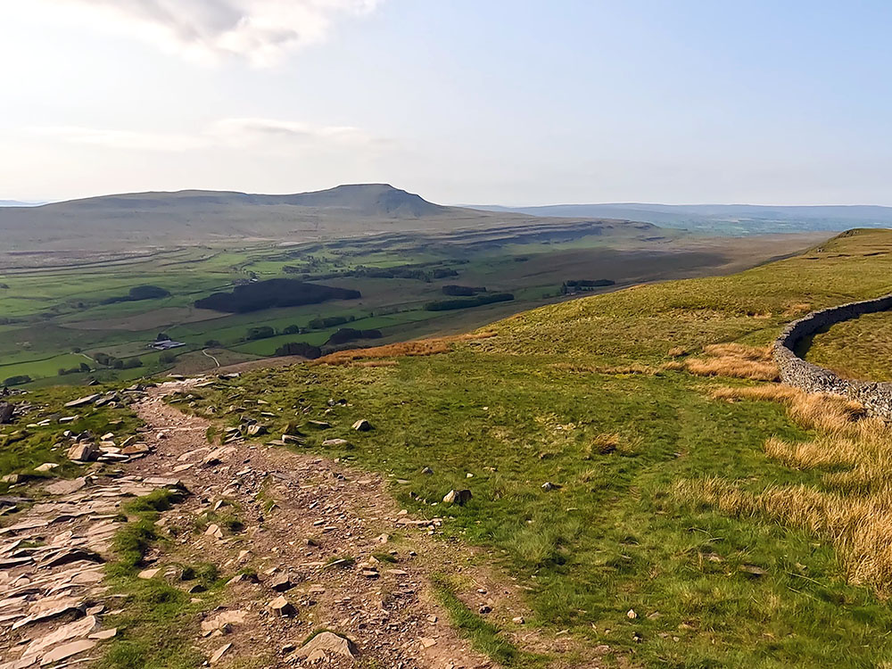 Where the path heads left away from the wall to start its descent towards Bruntscar